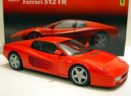 ferarri 512 tr kyosho 1/18 testarossa